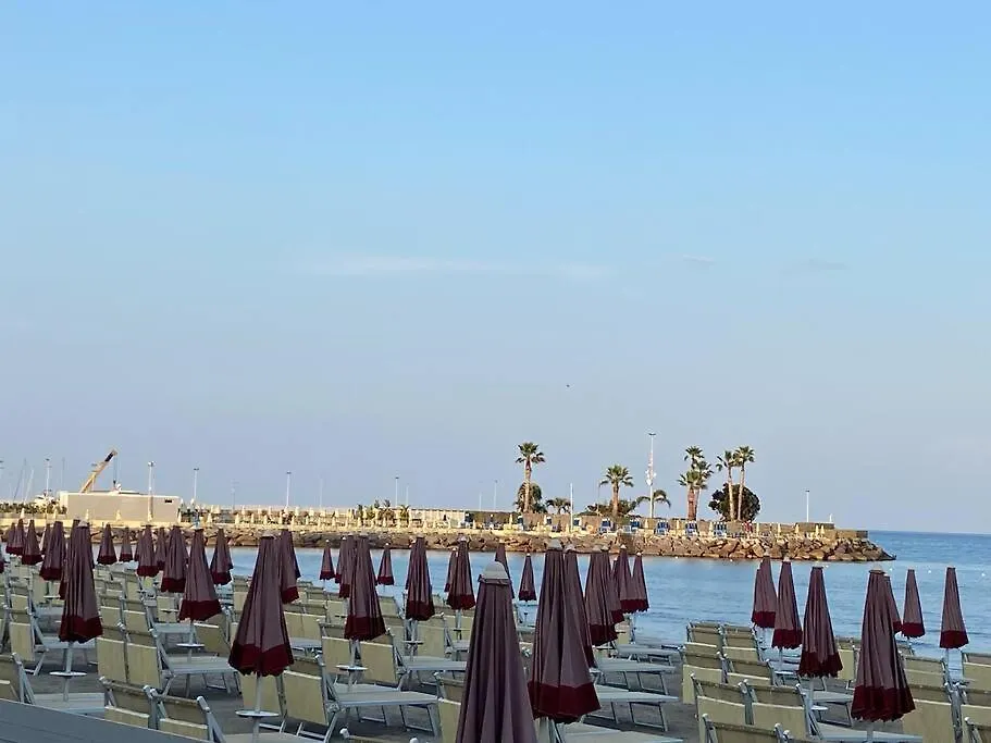 فيلا Casa Thibaut Poggi بيت للعطل