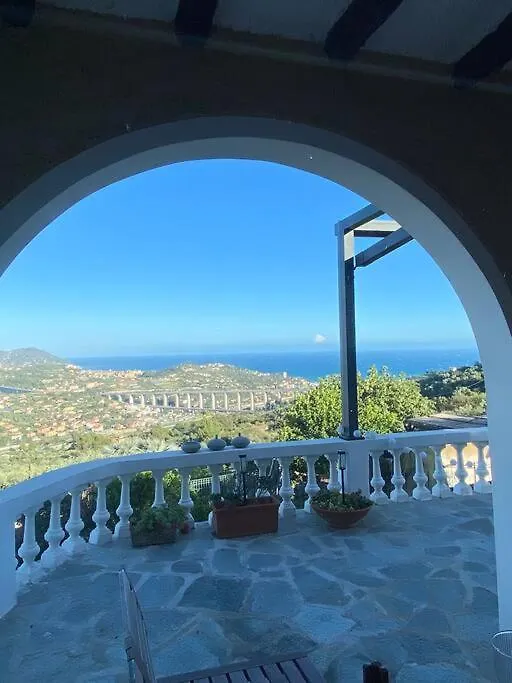 Casa Thibaut Βίλα Poggi 0*,